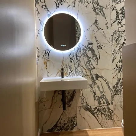 Spacieux Confort Cite Imperiale Αζάτσιο