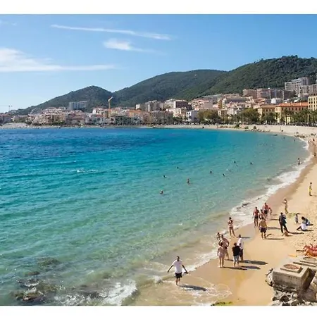 Spacieux Confort Cite Imperiale Διαμέρισμα