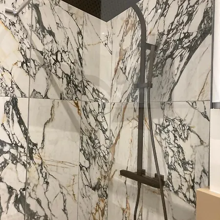 Apartment Spacieux Confort Cite Imperiale