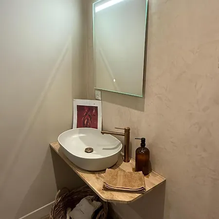 Lejlighed Spacieux Confort Cite Imperiale