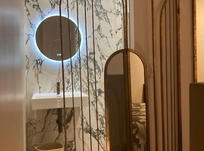 Spacieux Confort Cite Imperiale *